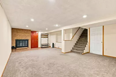1101 Lynde Drive NE, Fridley, MN 55432 - Photo 27