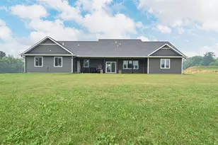 52929 Beech Ave, Braham, MN 55006 - Photo 3