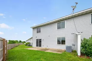 306 Pine St, Cannon Falls, MN 55009 - Photo 3