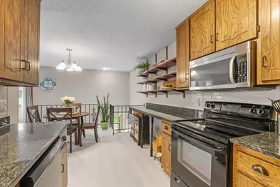 8545 Maplebrook Parkway N, Brooklyn Park, MN 55445 - Photo 5