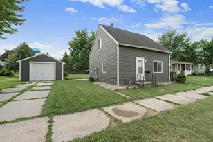 1810 1st Ave SE, Austin, MN 55912 - Photo 3