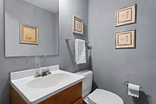 61 Flandrau Pl, Saint Paul, MN 55106 - Photo 13
