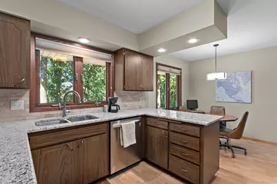 61 Flandrau Place, Saint Paul, MN 55106 - Photo 7