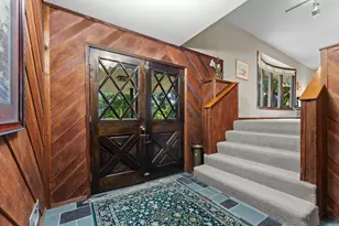 61 Flandrau Pl, Saint Paul, MN 55106 - Photo 3
