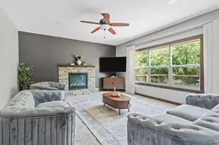 16643 Wintergreen St NW, Andover, MN 55304 - Photo 9