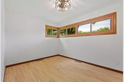 1426 Graham Court SE, Rochester, MN 55904 - Photo 9