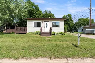 711 SE 13th St, Brainerd, MN 56401 - Photo 1