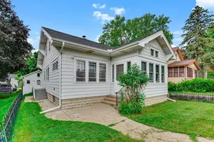 1140 Maryland Ave E, Saint Paul, MN 55106 - Photo 3