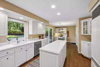 4615 Saddlewood Drive, Minnetonka, MN 55345 - Photo 9
