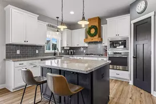 1173 Rosemary Ln, Chaska, MN 55318 - Photo 11