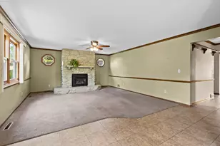 1561 Chamber St, Saint Paul, MN 55106 - Photo 9