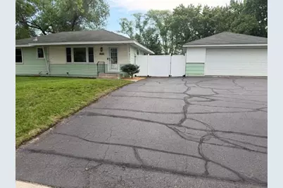 8031 Hadley Avenue S, Cottage Grove, MN 55016 - Photo 3