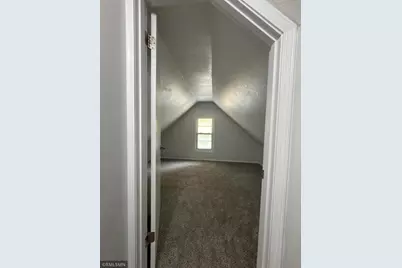 1071 Norton Street, Saint Paul, MN 55117 - Photo 5