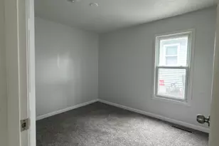 1071 Norton St, Saint Paul, MN 55117 - Photo 3