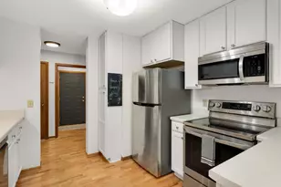 1359 Spencer Rd W, Saint Paul, MN 55108 - Photo 9