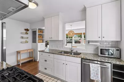 2733 Georgia Avenue S, Saint Louis Park, MN 55426 - Photo 9