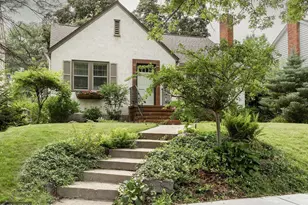 581 Montrose Ln, Saint Paul, MN 55116 - Photo 1