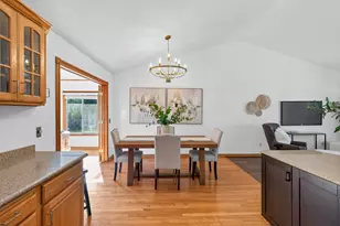 17462 Logan's Dr, Eden Prairie, MN 55346 - Photo 19