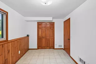 17462 Logan's Dr, Eden Prairie, MN 55346 - Photo 43