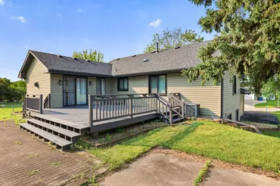 17462 Logans Drive, Eden Prairie, MN 55346 - Photo 5