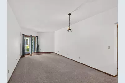 1392 Carling Drive #103, Saint Paul, MN 55108 - Photo 5