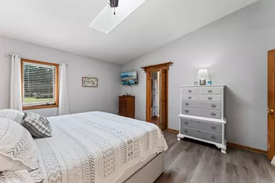 1911 County Road F E, White Bear Lake, MN 55110 - Photo 21
