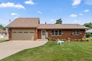 1911 County Rd F East, White Bear Lake, MN 55110 - Photo 5