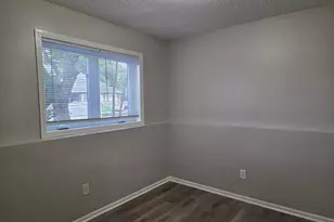 3633 Windtree Dr, Eagan, MN 55123 - Photo 23