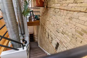 213 1/2 Washington Ave N, Minneapolis, MN 55401 - Photo 17