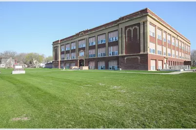 109 E Luverne Street #Units 101-336, Luverne, MN 56156 - Photo 3