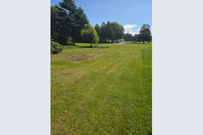 211 Independence Avenue S, Clarks Grove, MN 56016 - Photo 3