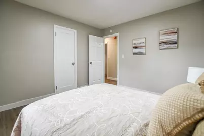 5027 Emerson Avenue N, Minneapolis, MN 55430 - Photo 11