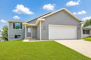 5312 Kingsbury Pl NW, Rochester, MN 55901 - Photo 5