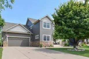 11315 Goose Lake Pkwy, Maple Grove, MN 55369 - Photo 3