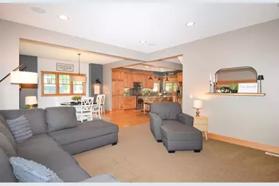 11315 Goose Lake Parkway, Maple Grove, MN 55369 - Photo 9