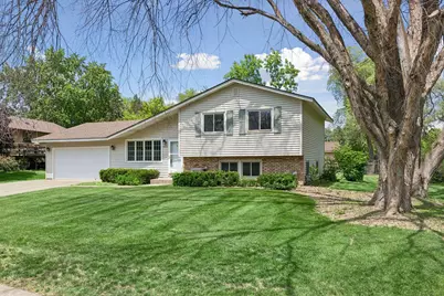9630 12th Avenue Circle, Bloomington, MN 55425 - Photo 3
