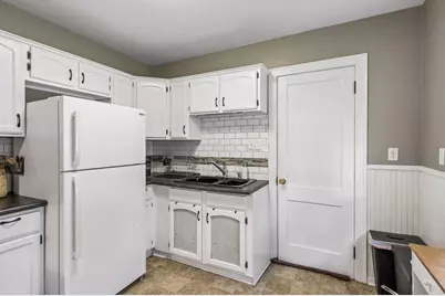 629 Lexington Parkway N, Saint Paul, MN 55104 - Photo 11