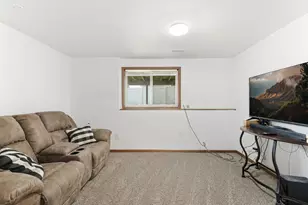 218 Marvin Elwood Rd, Monticello, MN 55362 - Photo 17