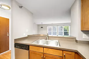 6155 Chasewood Pkwy, Minnetonka, MN 55343 - Photo 5