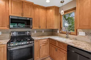 1592 Bellows St, West Saint Paul, MN 55118 - Photo 7