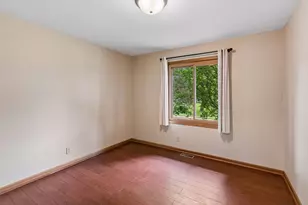 1592 Bellows St, West Saint Paul, MN 55118 - Photo 17