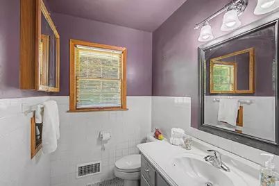 2213 Holloway Avenue E, North Saint Paul, MN 55109 - Photo 9