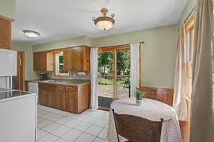 2213 Holloway Ave E, North Saint Paul, MN 55109 - Photo 3
