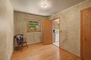 2213 Holloway Ave E, North Saint Paul, MN 55109 - Photo 27
