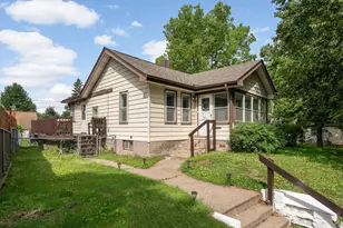 837 Pedersen St, Saint Paul, MN 55119 - Photo 1