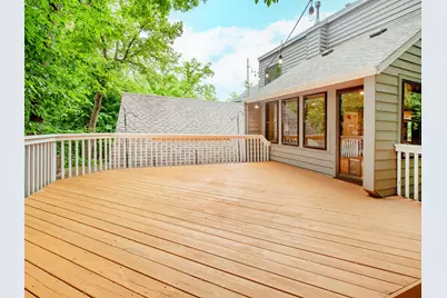 13900 Hill Ridge Drive, Hopkins, MN 55305 - Photo 23