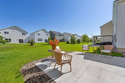 6870 102nd Street S, Cottage Grove, MN 55016 - Photo 3