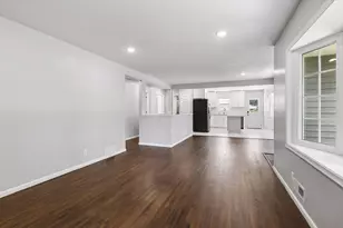 8209 Beard Rd, Bloomington, MN 55431 - Photo 9