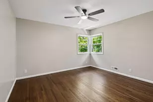 8209 Beard Rd, Bloomington, MN 55431 - Photo 19