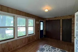 319 S Miller Ave, Litchfield, MN 55355 - Photo 13